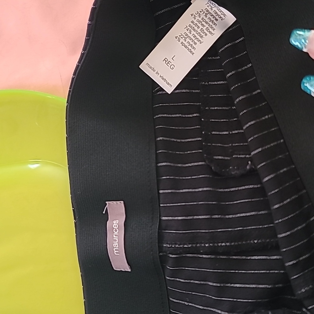 Woman's 3/4 Dress Pants